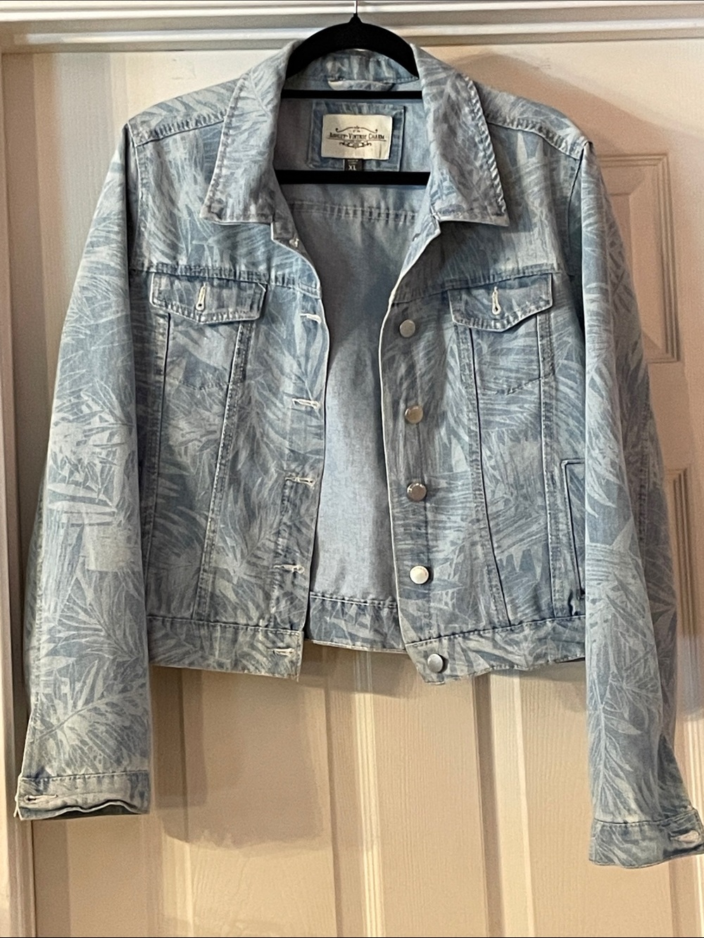Women’s Light Blue Printed Denim Jacket - Casual Trucker